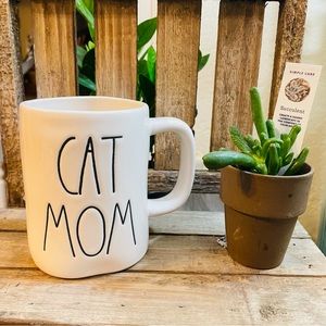 RAE DUNN Cat Mom Cat Lover Mug NWOT